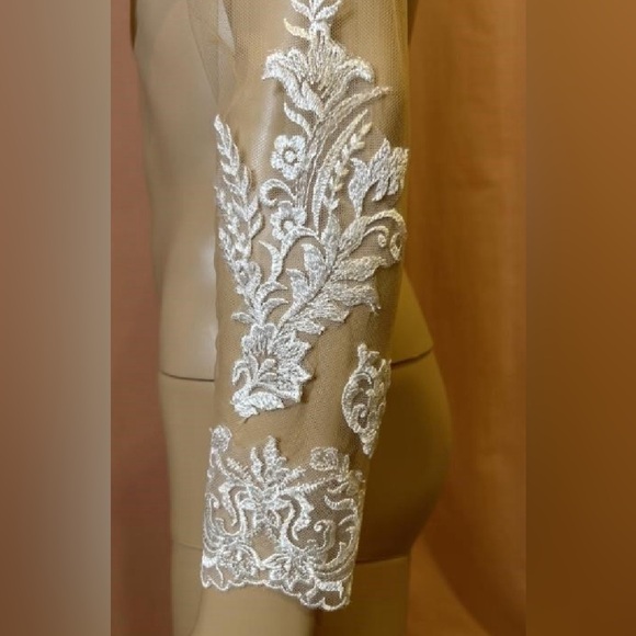 Detachable sleeves for wedding dress - Picture 8 of 16